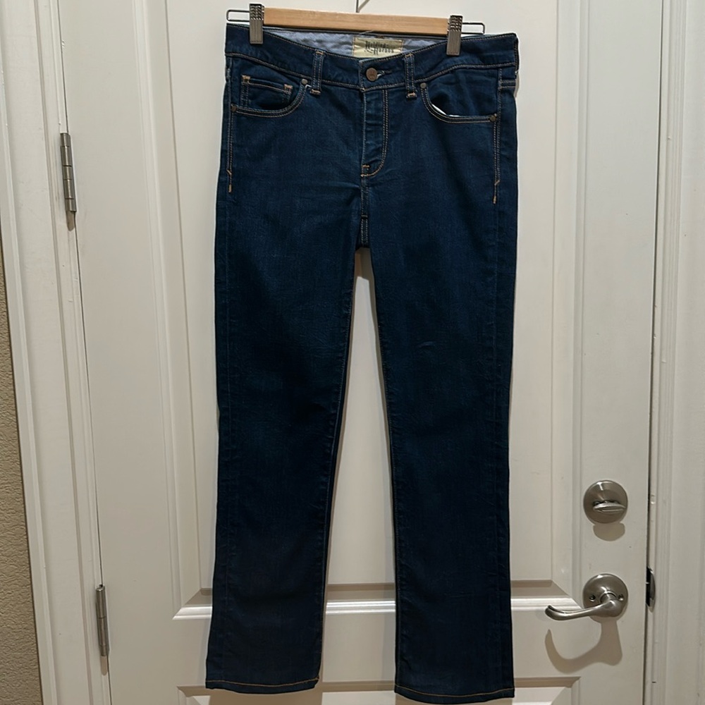 EUC Holding Horses straight leg Jean. Worn once. Clean! So flattering!